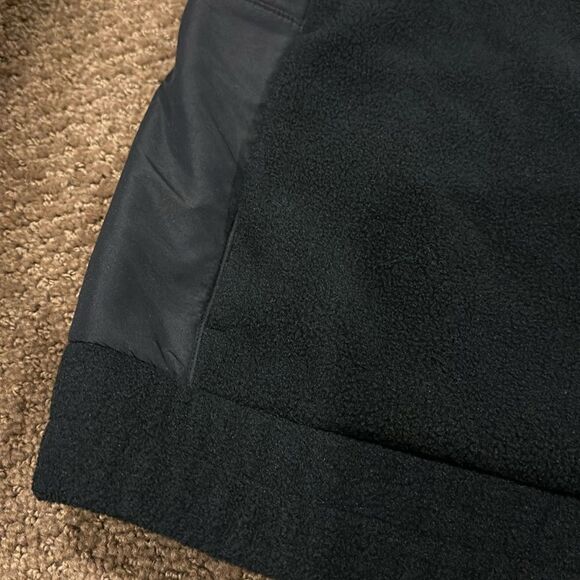 Peloton Women’s Black 1/4 Zip Black Fleece Jacket - Picture 5 of 9